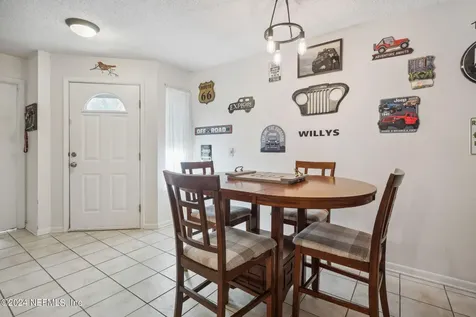 8634 Greatpine Lane W Jacksonville FL 32244