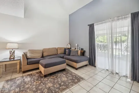 8634 Greatpine Lane W Jacksonville FL 32244