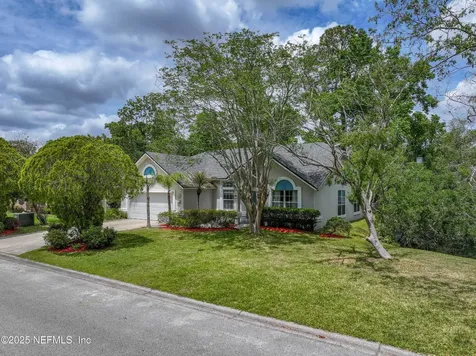 7375 Secret Woods Drive Jacksonville FL 32216