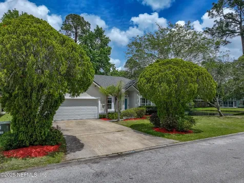 7375 Secret Woods Drive Jacksonville FL 32216