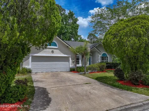 7375 Secret Woods Drive Jacksonville FL 32216