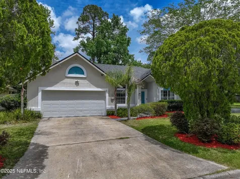 7375 Secret Woods Drive Jacksonville FL 32216