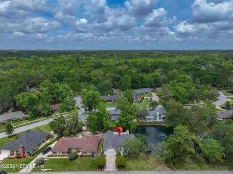 7375 Secret Woods Drive Jacksonville FL 32216