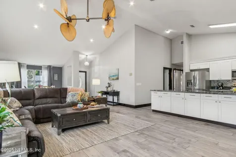 7375 Secret Woods Drive Jacksonville FL 32216