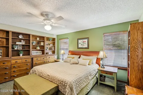 8459 Sand Point Drive W Jacksonville FL 32244