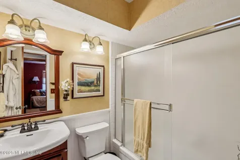 8459 Sand Point Drive W Jacksonville FL 32244