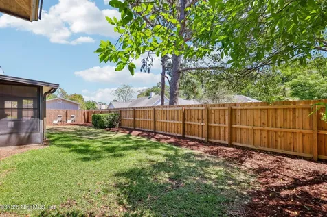 8459 Sand Point Drive W Jacksonville FL 32244