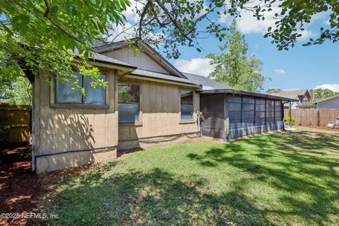 8459 Sand Point Drive W Jacksonville FL 32244