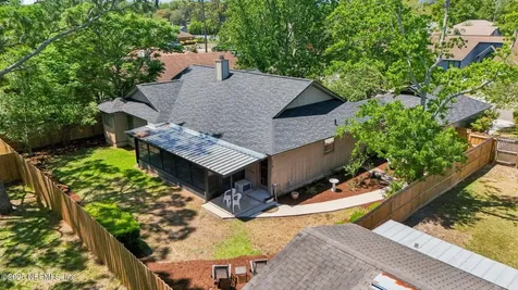 8459 Sand Point Drive W Jacksonville FL 32244