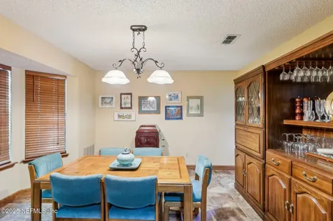 8459 Sand Point Drive W Jacksonville FL 32244