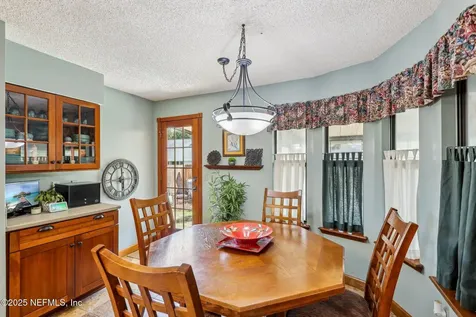 8459 Sand Point Drive W Jacksonville FL 32244