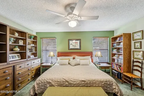 8459 Sand Point Drive W Jacksonville FL 32244