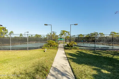 8459 Sand Point Drive W Jacksonville FL 32244