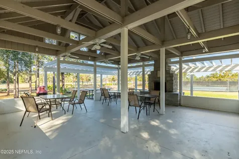 8459 Sand Point Drive W Jacksonville FL 32244