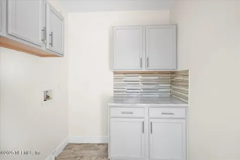 3854 Park Street Jacksonville FL 32205
