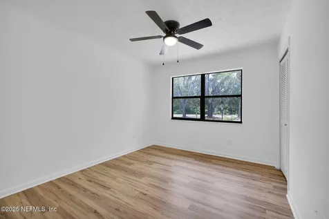 832 Lake Asbury Drive Green Cove Springs FL 32043