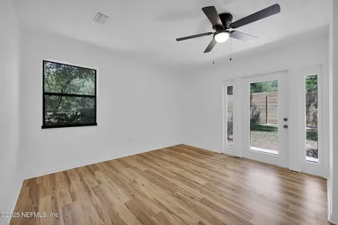832 Lake Asbury Drive Green Cove Springs FL 32043