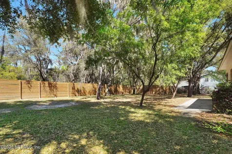 832 Lake Asbury Drive Green Cove Springs FL 32043