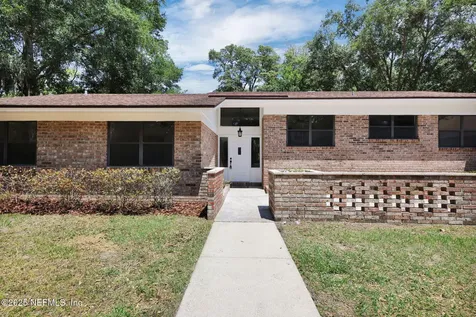 832 Lake Asbury Drive Green Cove Springs FL 32043