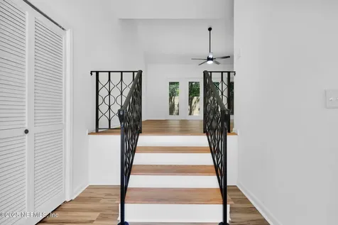 832 Lake Asbury Drive Green Cove Springs FL 32043