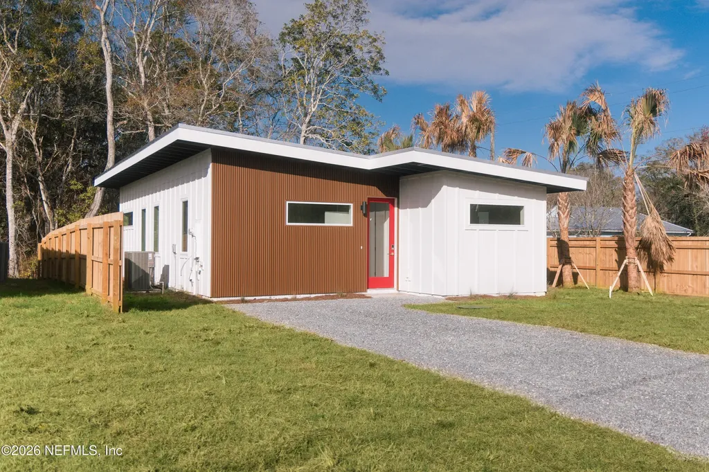 572 Woodlawn Road St. Augustine FL 32084