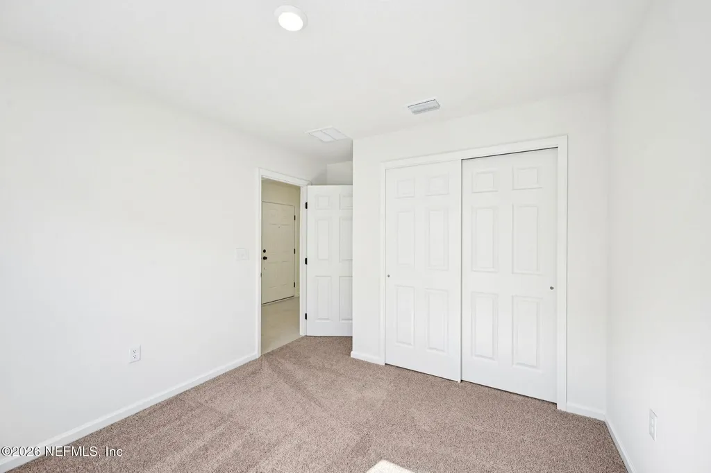750 Panther Lake Jacksonville FL 32221