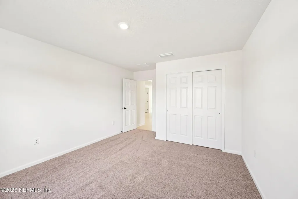 750 Panther Lake Jacksonville FL 32221