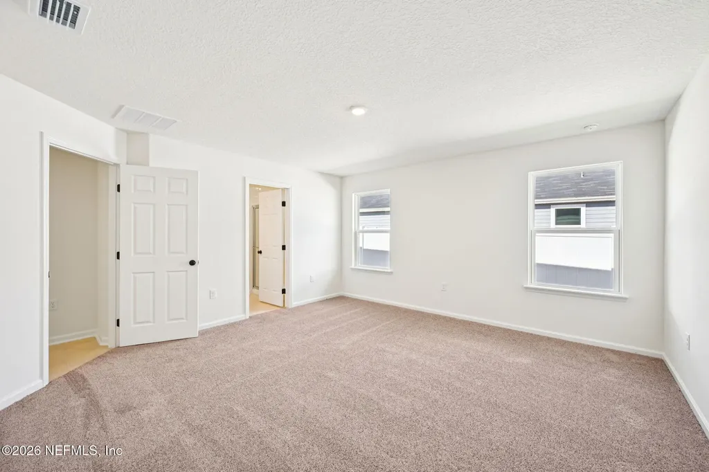 750 Panther Lake Jacksonville FL 32221
