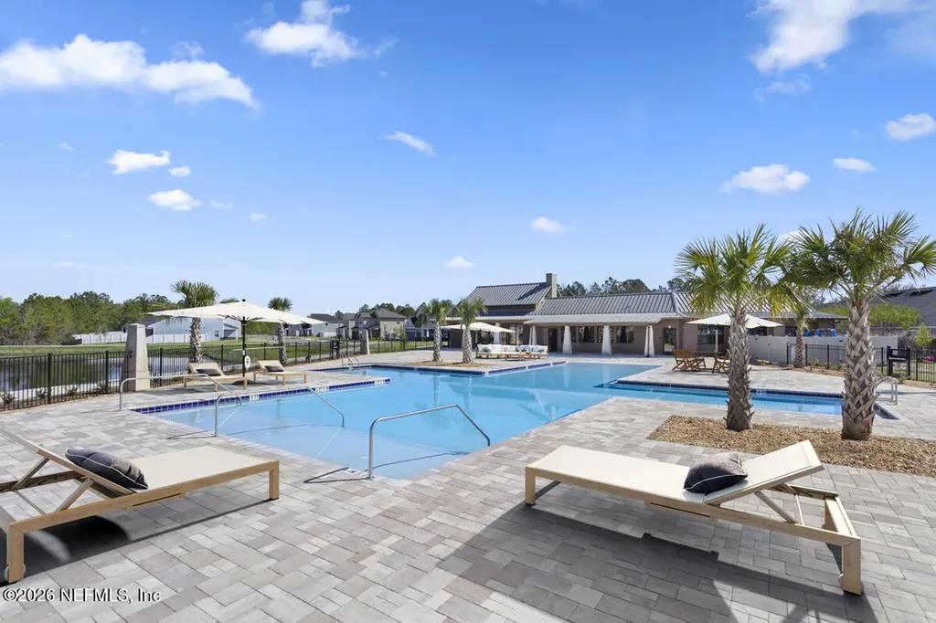 750 Panther Lake Jacksonville FL 32221