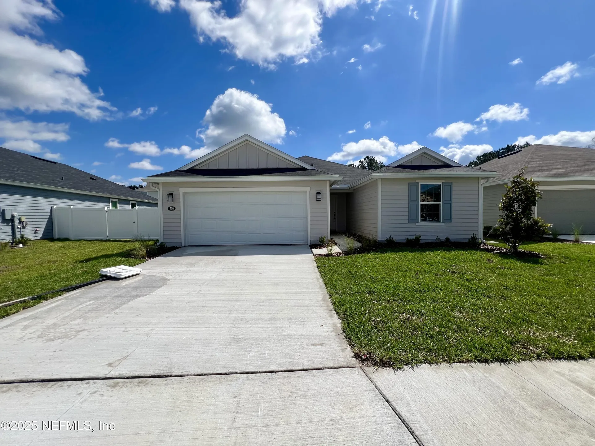750 Panther Lake Jacksonville FL 32221