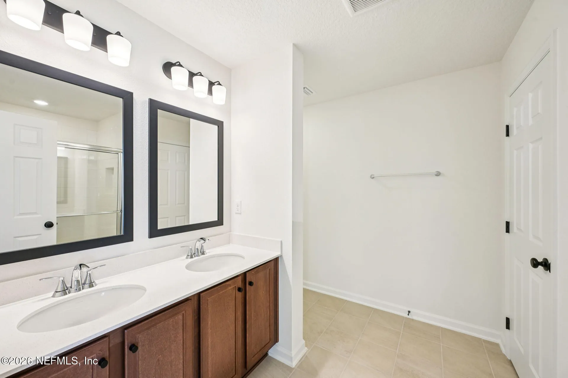 750 Panther Lake Jacksonville FL 32221