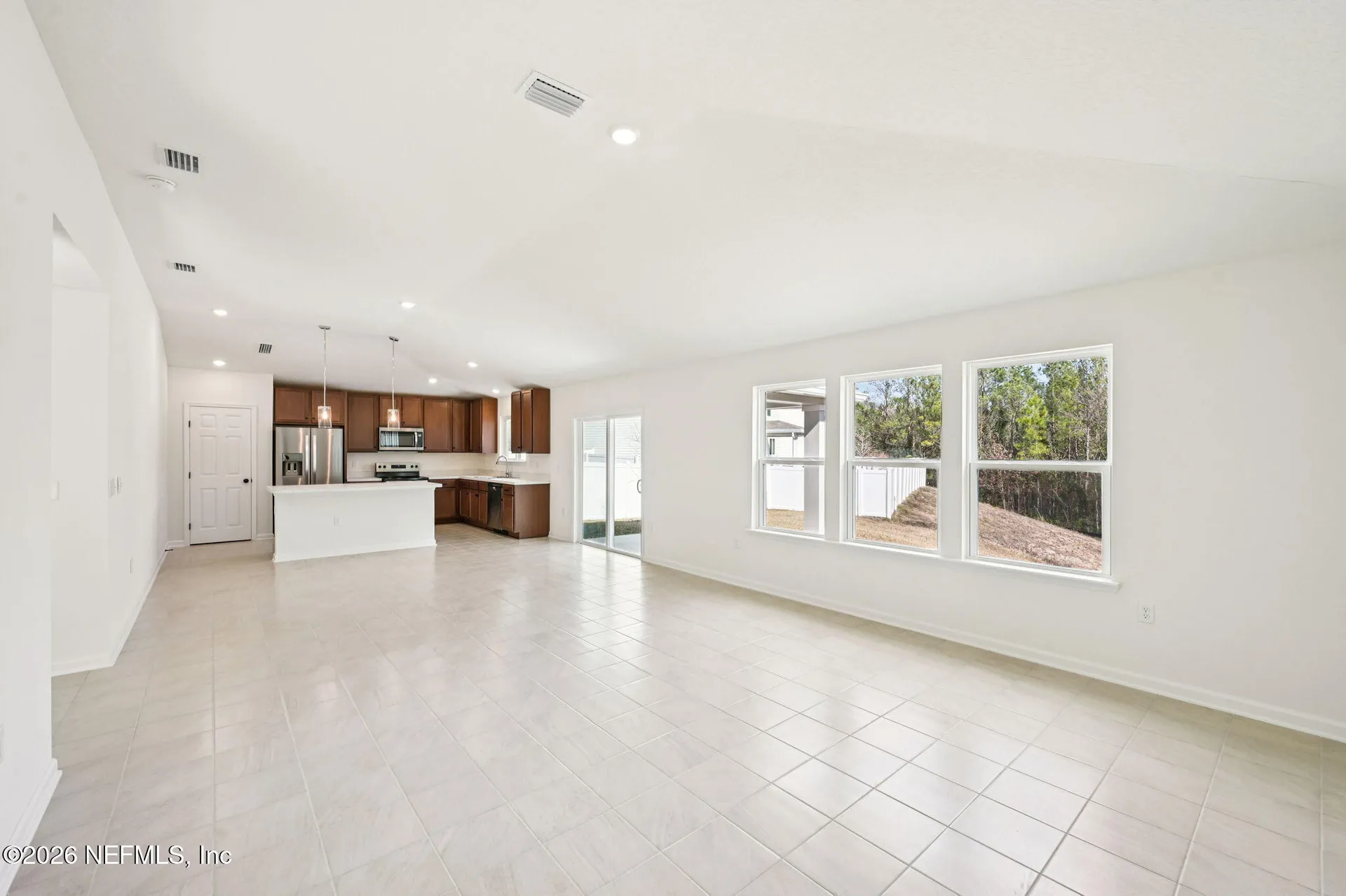750 Panther Lake Jacksonville FL 32221