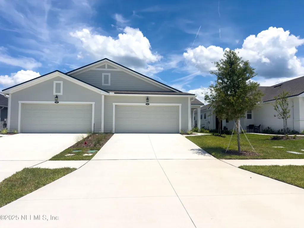 623 Juniper Hills Drive St. Johns FL 32259