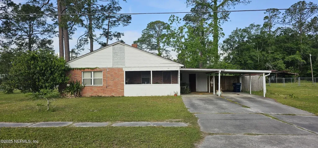 368 S 2nd Street Macclenny FL 32063