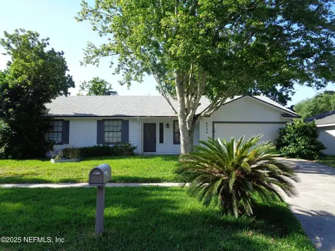 4530 Crosstie Road N Jacksonville FL 32257