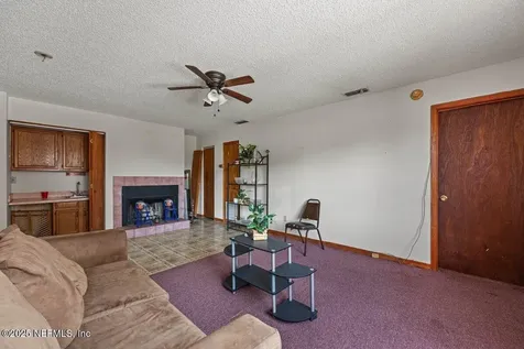 6932 Welland Road Jacksonville FL 32209