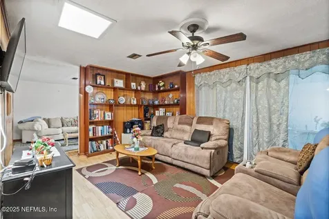 6932 Welland Road Jacksonville FL 32209