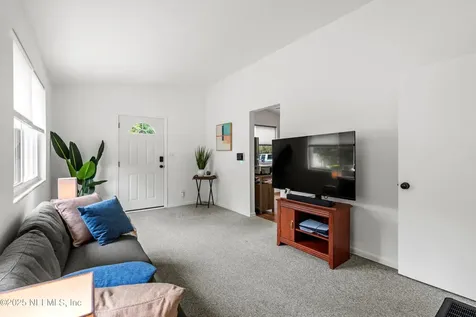 1157 Denaud Street Jacksonville FL 32205