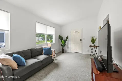 1157 Denaud Street Jacksonville FL 32205