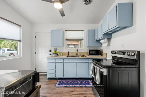 1157 Denaud Street Jacksonville FL 32205