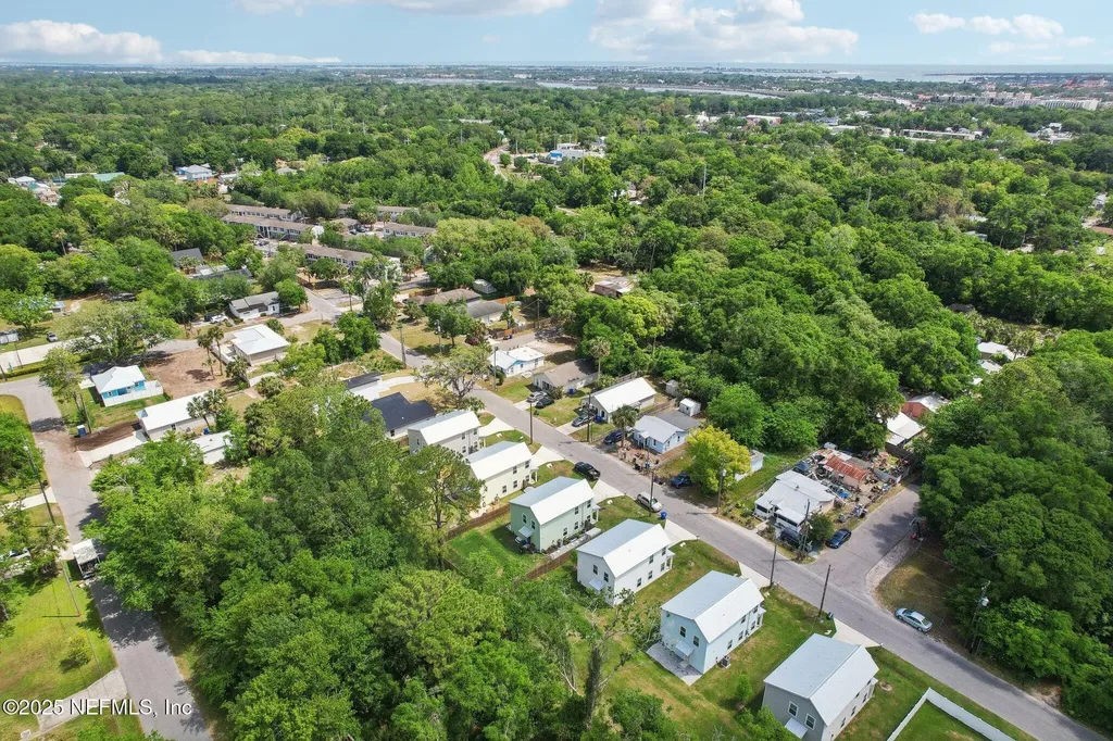 515 S Woodlawn Street St. Augustine FL 32084