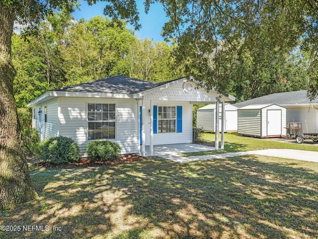 1615 Brook Forest Drive Jacksonville FL 32208