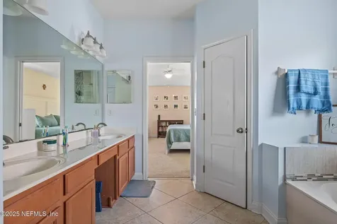 4987 Grand Lakes Drive N Jacksonville FL 32258
