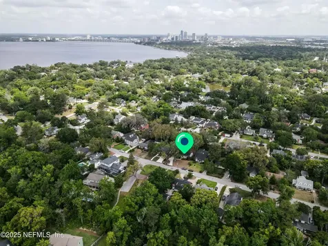 1235 Morvenwood Road Jacksonville FL 32207