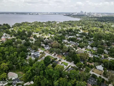 1235 Morvenwood Road Jacksonville FL 32207