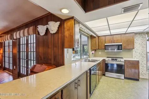 6533 Fincannon Road Jacksonville FL 32277