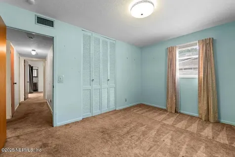 11658 Surfwood Avenue Jacksonville FL 32246
