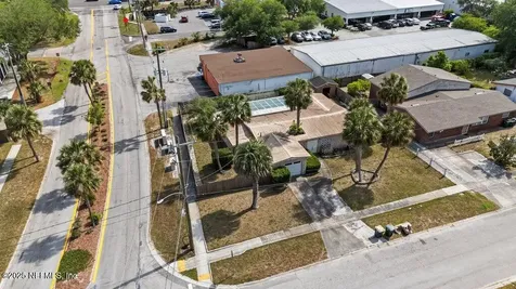 11658 Surfwood Avenue Jacksonville FL 32246