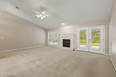 8932 Timberjack Lane Jacksonville FL 32256