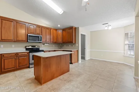 8932 Timberjack Lane Jacksonville FL 32256